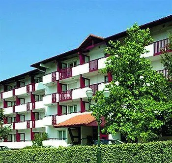 Pierre & Eguzki Aparthotel