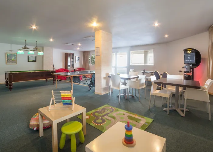 Apart Otel Pierre & Eguzki 3*