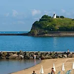 Lejlighedshotel Pierre & Eguzki 3*