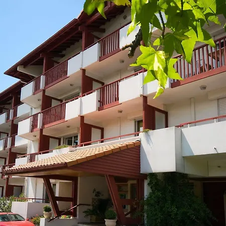 Pierre & Eguzki Aparthotel Saint-Jean-de-Luz