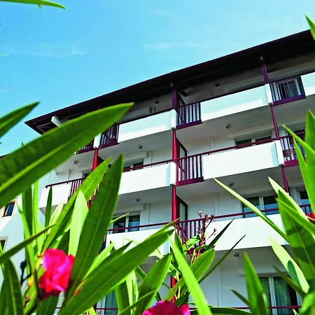 Pierre & Eguzki Hotel apartamentowy 3*