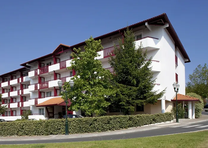 Lejlighedshotel Pierre & Eguzki 3*