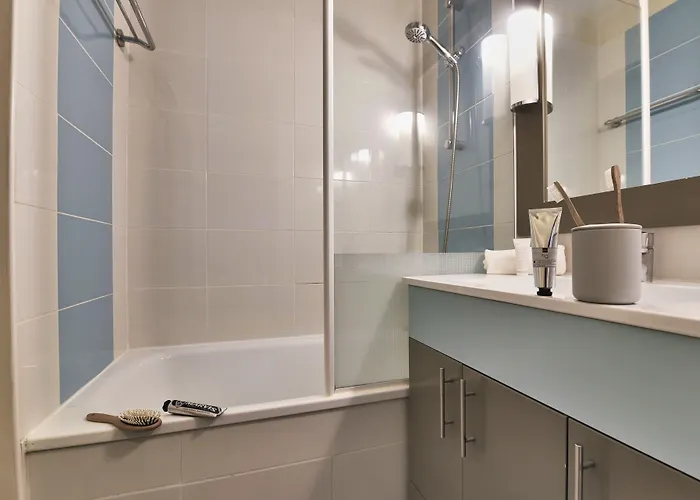 Pierre & Eguzki Lejlighedshotel 3*